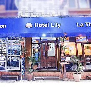 Lily ** Катманду